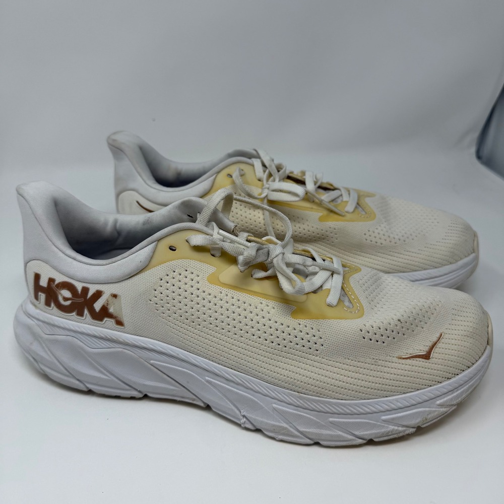 Hoka Arahi 7 Womens Running Shoes Cream Gold Sz 8 Athletic Sneakers